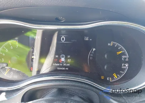 2019 Jeep Grand Cherokee Laredo z USA, uszkodzony, nr VIN 1C4RJFAG7KC808074